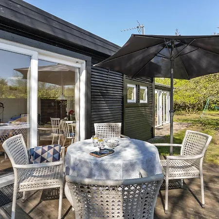 Holiday home Beautiful Home In Rodby With Kitchen Kramnitse